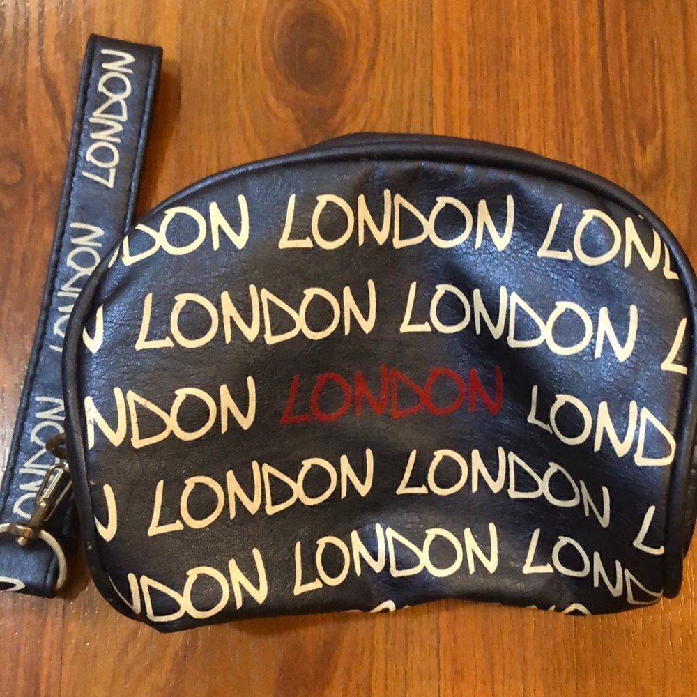 Robin Ruth London small wristlet pouch pearlescent blue